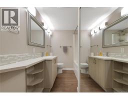 7043 Bickstan Pl, Central Saanich, BC V8M1G8 Photo 43