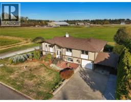 7043 Bickstan Pl, Central Saanich, BC V8M1G8 Photo 71