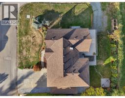 7043 Bickstan Pl, Central Saanich, BC V8M1G8 Photo 77