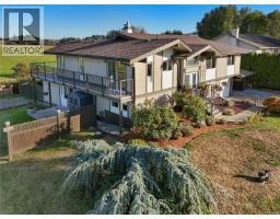 7043 Bickstan Pl, Central Saanich, BC V8M1G8 Photo 79