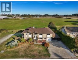 7043 Bickstan Pl, Central Saanich, BC V8M1G8 Photo 82