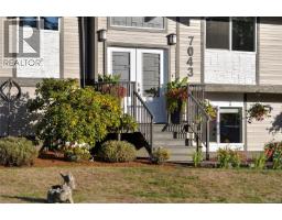 7043 Bickstan Pl, Central Saanich, BC V8M1G8 Photo 85