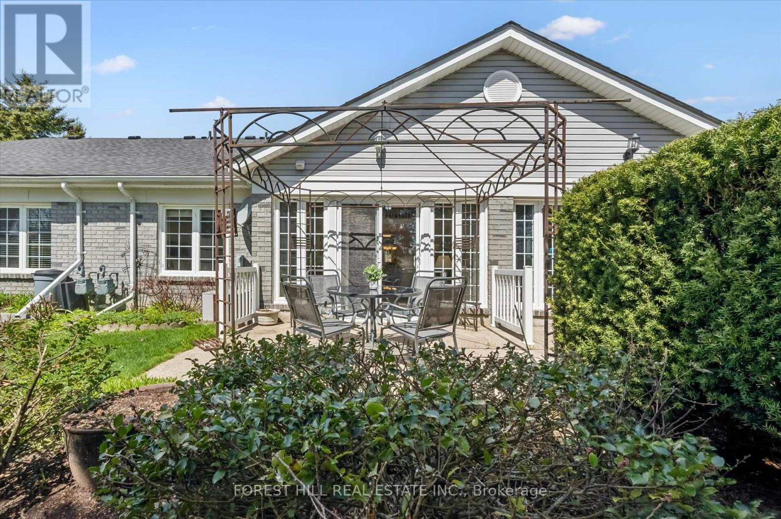 21 Foell Street, Wilmot, ON photo 7