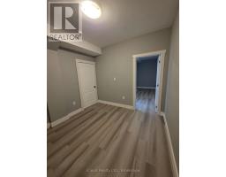 646 West 5th Street, Hamilton, ON L9C3R2 Photo 6