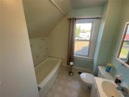 21 Simcoe Street, Carberry, MB R0K0H0 Photo 14