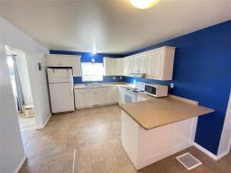 21 Simcoe Street, Carberry, MB R0K0H0 Photo 6