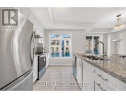 88 William Shearn Crescent, Markham, ON L6C3J4 Photo 6