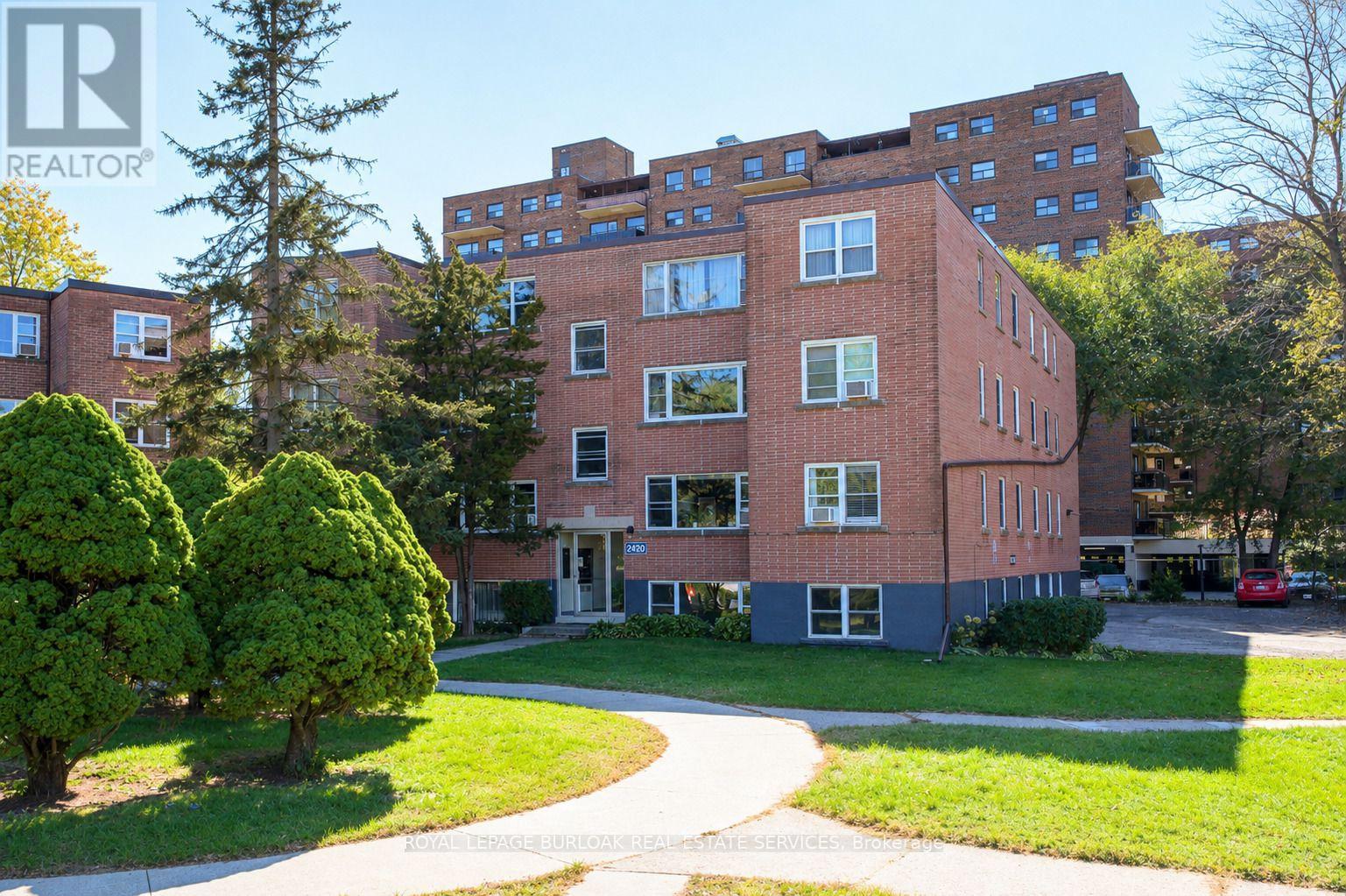 1- 2420 New Street, Burlington, ON