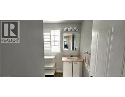 2pc Bathroom - 24 Hartley Court, Cambridge, ON N1R8J4 Photo 8