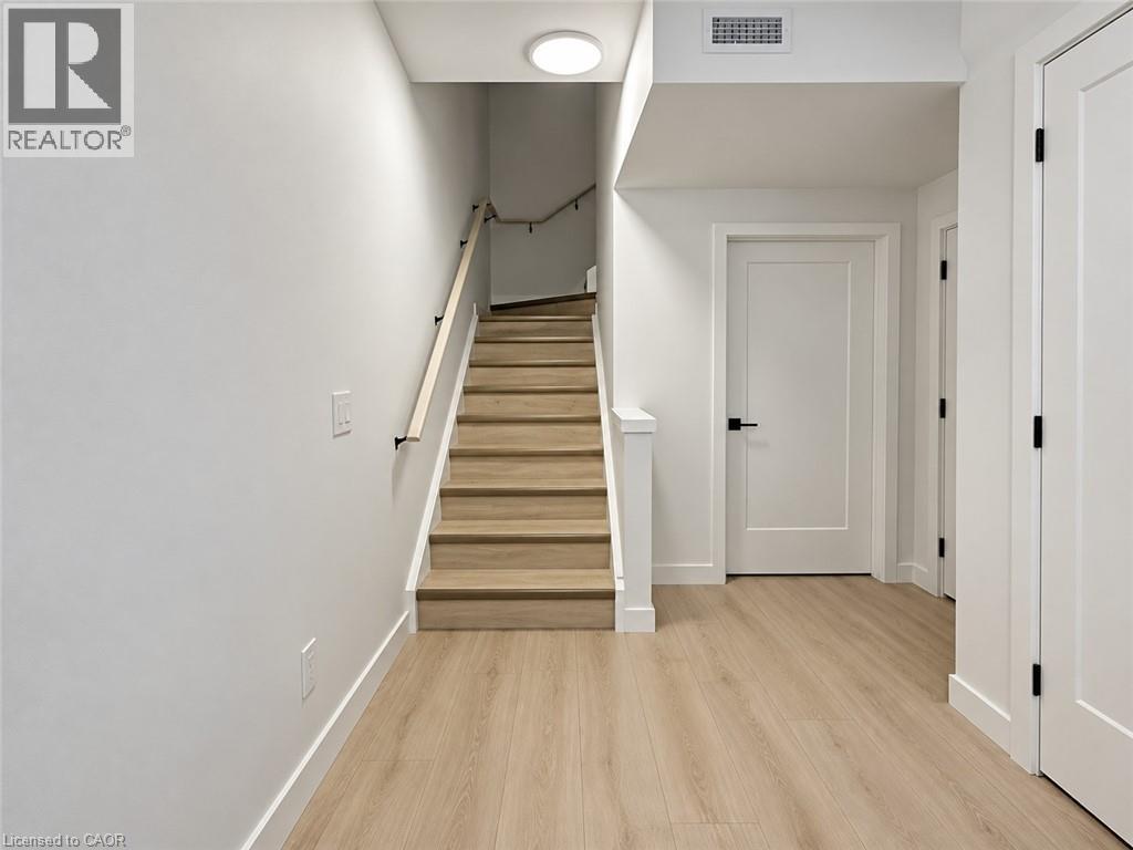27 MILL Street — photo 2