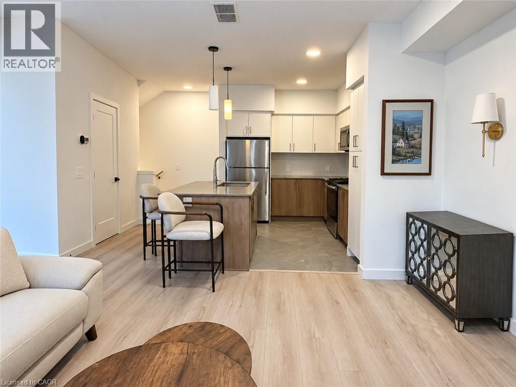 27 MILL Street — photo 3