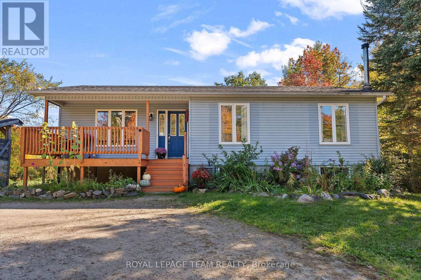 484 WYLIE photo 3