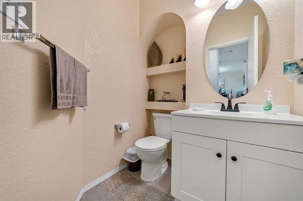 27 Fairmont Garden Road S, photo 13 of 40