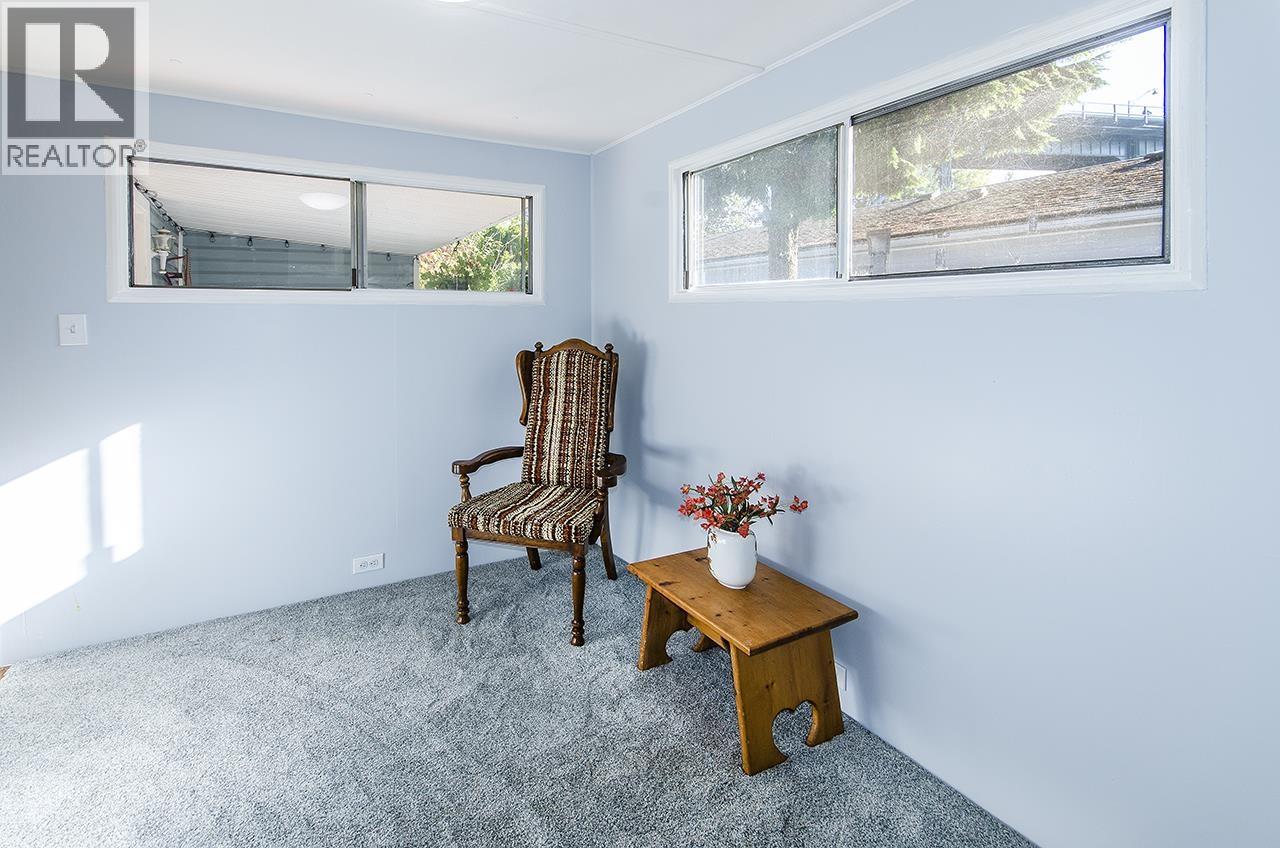 227 TOMAHAWK AVENUE, West Vancouver - Image 1