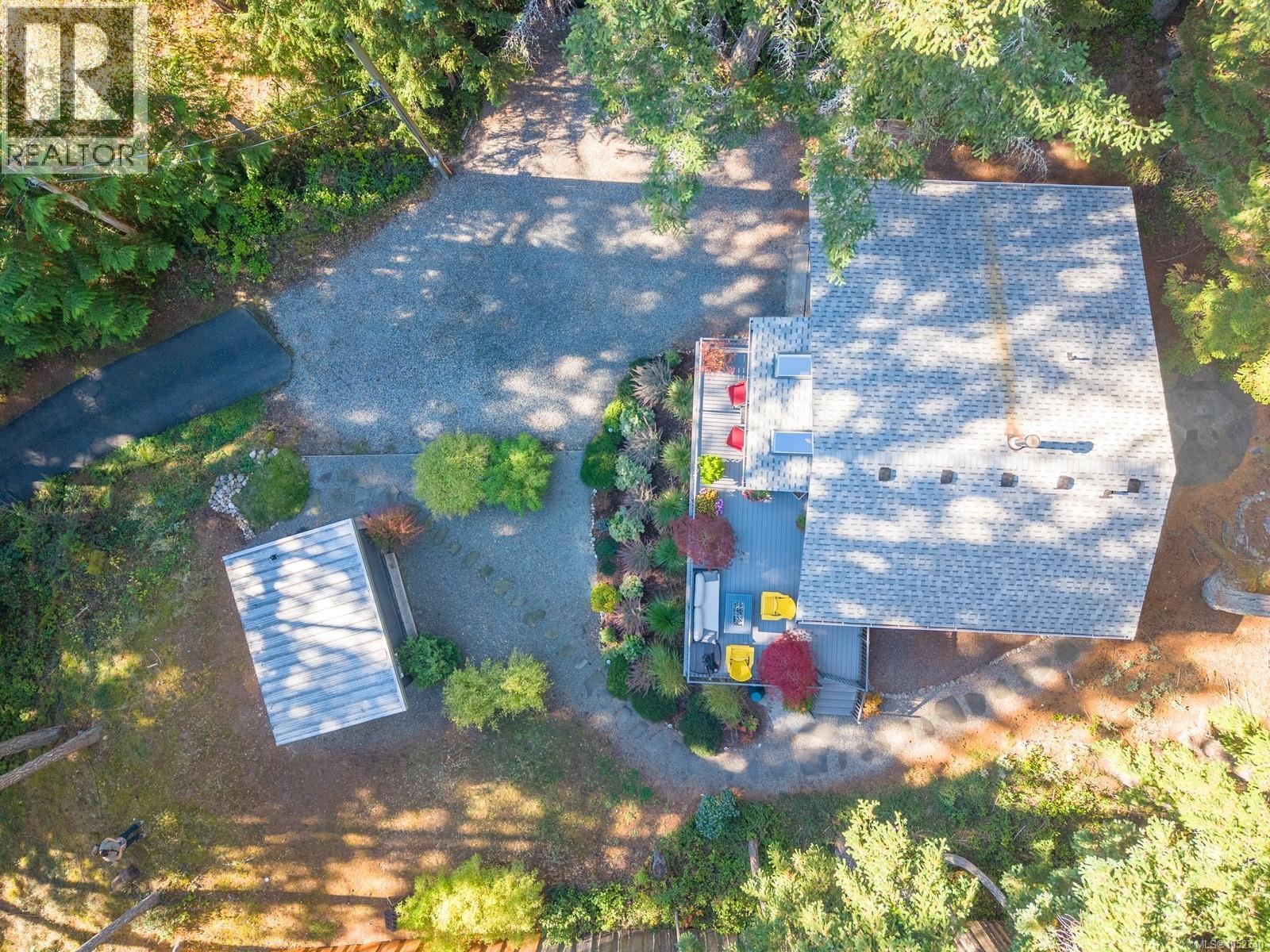 2701 Galley Cres, Pender Island - Image 1