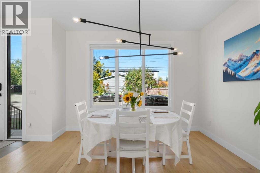 2183 49 Avenue SW, Calgary — photo 8