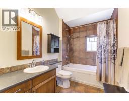 1795 Country Club Road Unit# 206, Kelowna, BC V1V2V9 Photo 18