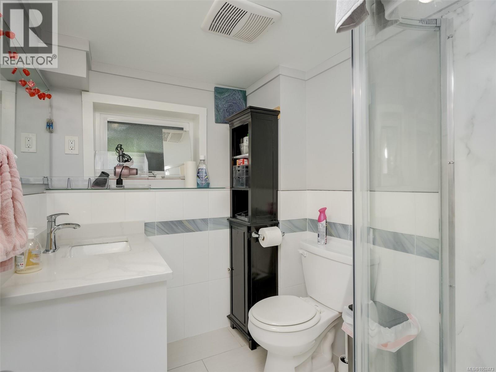 3595 Richmond Rd - 17