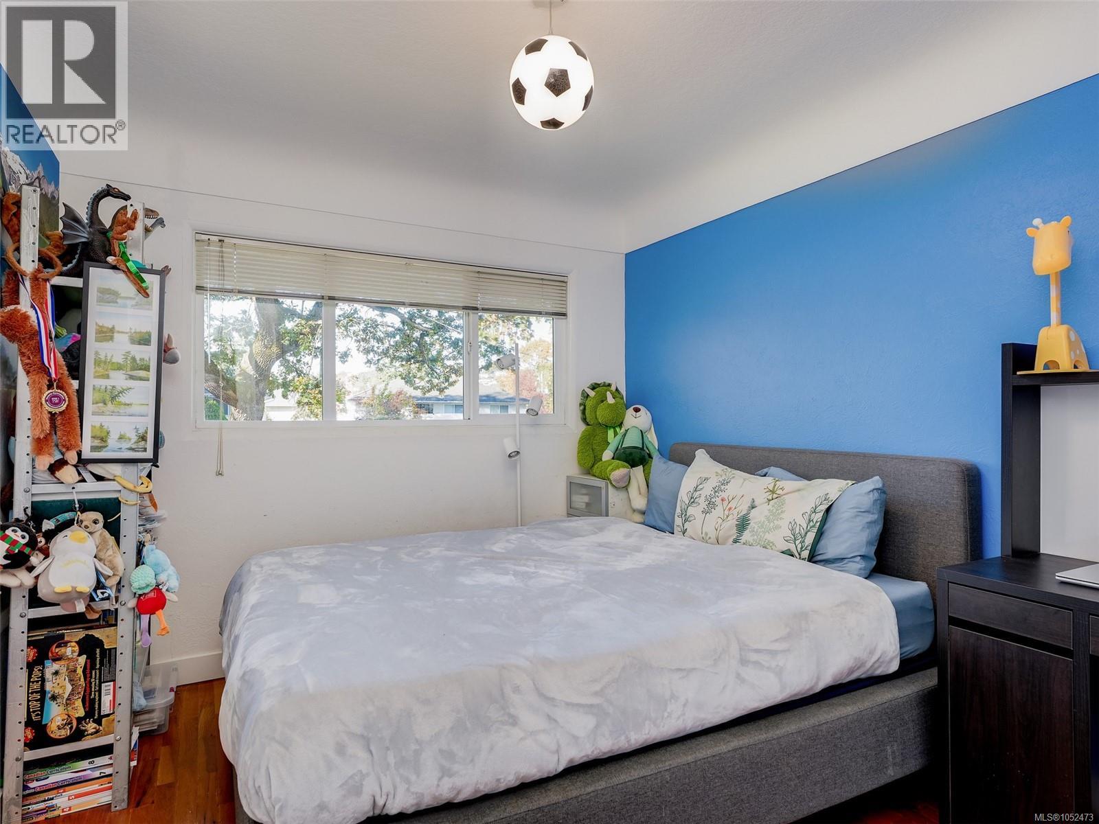  3595 Richmond Road, Saanich