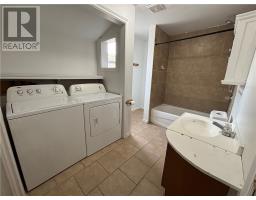 7 Second Avenue Unit# Upper, Levack, ON P0M1M0 Photo 15