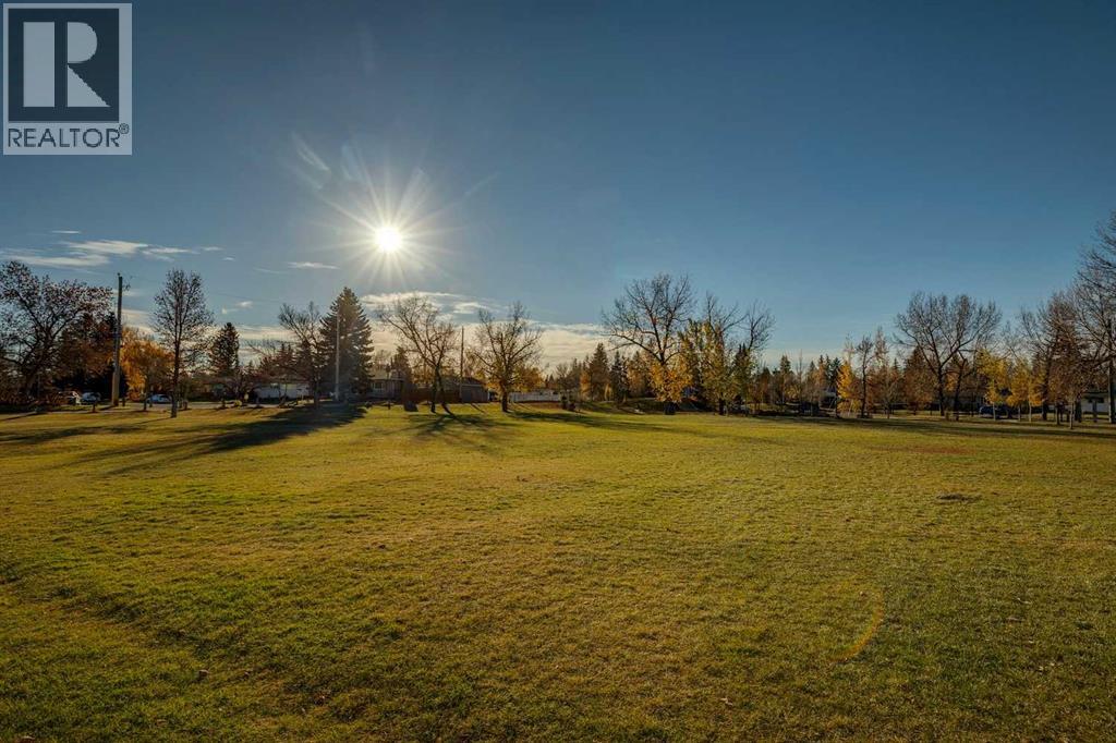31 Hoover Place SW, Calgary — photo 30