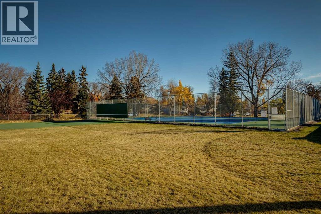 31 Hoover Place SW, Calgary — photo 31
