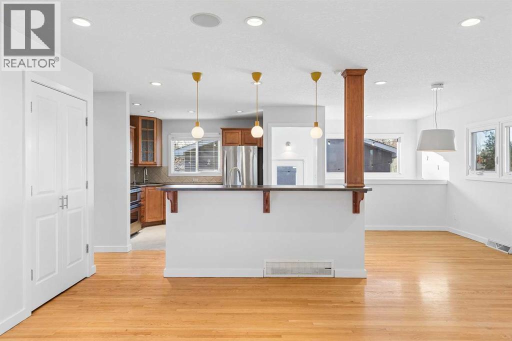 31 Hoover Place SW, Calgary — photo 9