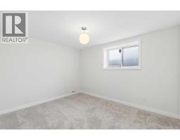 31 Hoover Place Sw, Calgary, AB T2V3G5 Photo 24