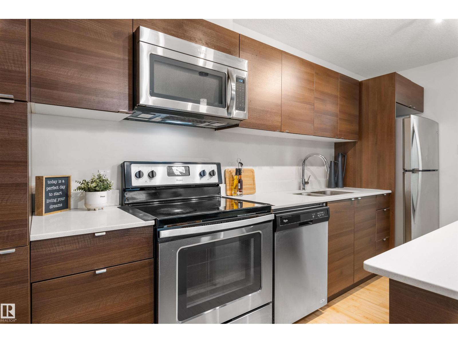 #110 9517 160 AV NW, Edmonton — photo 9