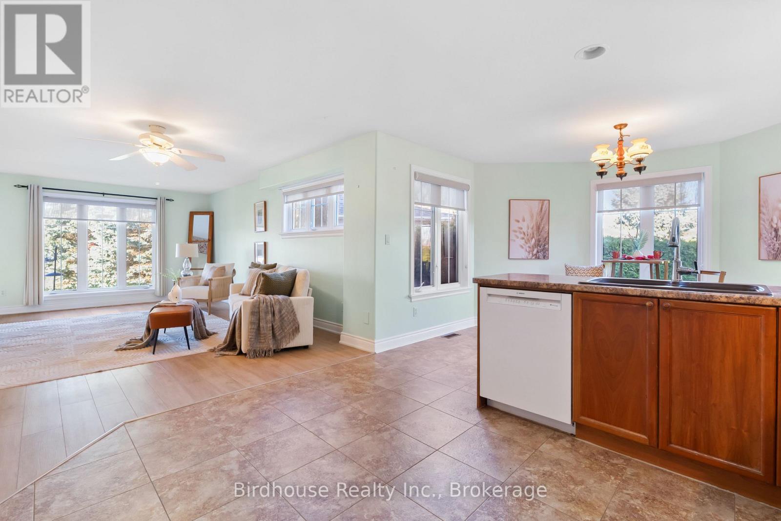 34 Lori Boulevard, Kawartha Lakes, ON photo 10