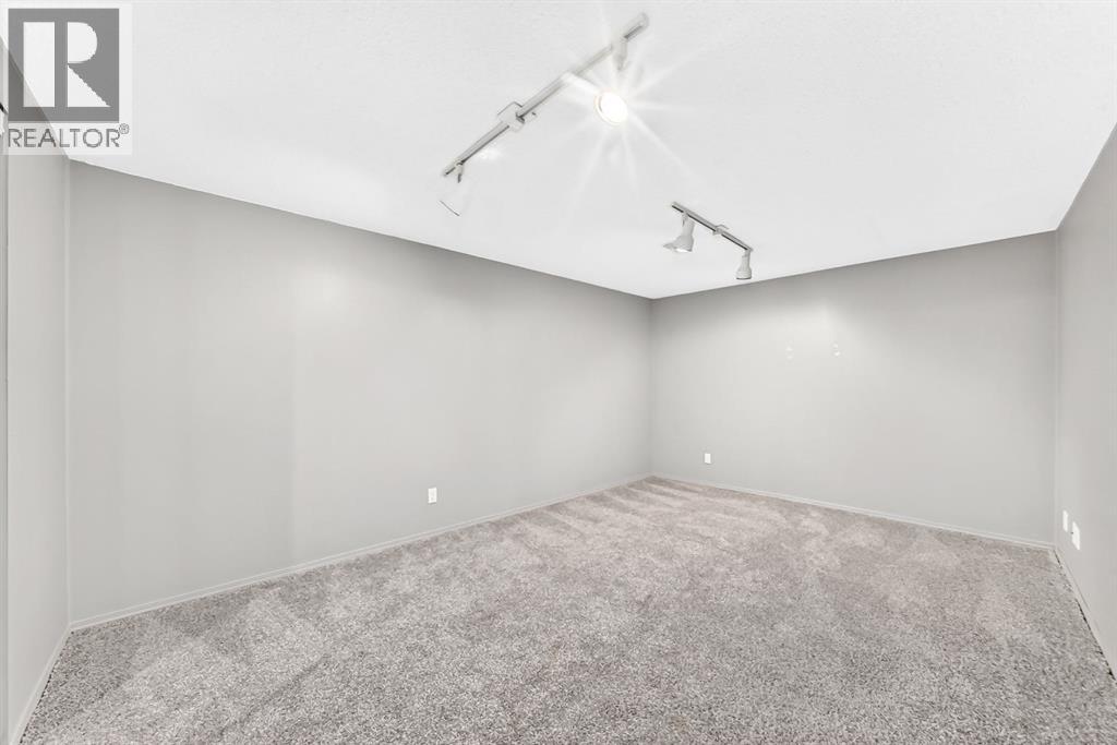 4, 2323 Oakmoor Drive SW, Calgary — photo 36