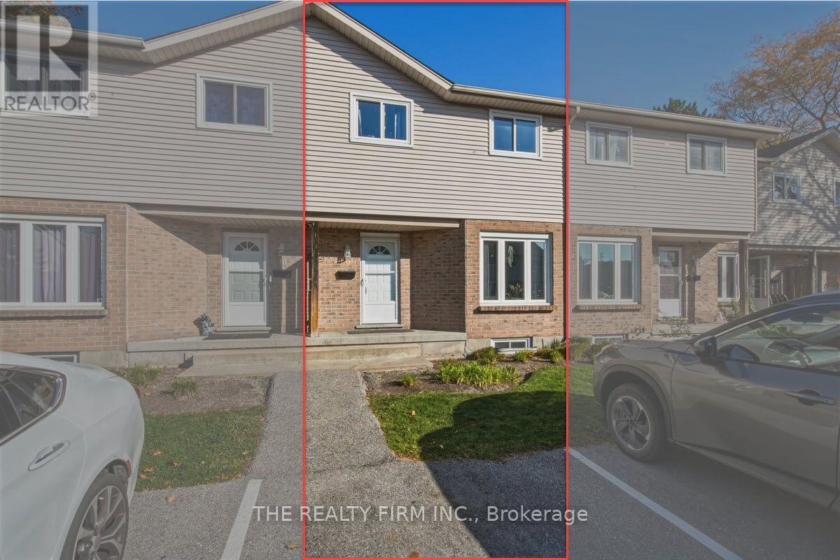 628 Wharncliffe Unit 9 photo 2