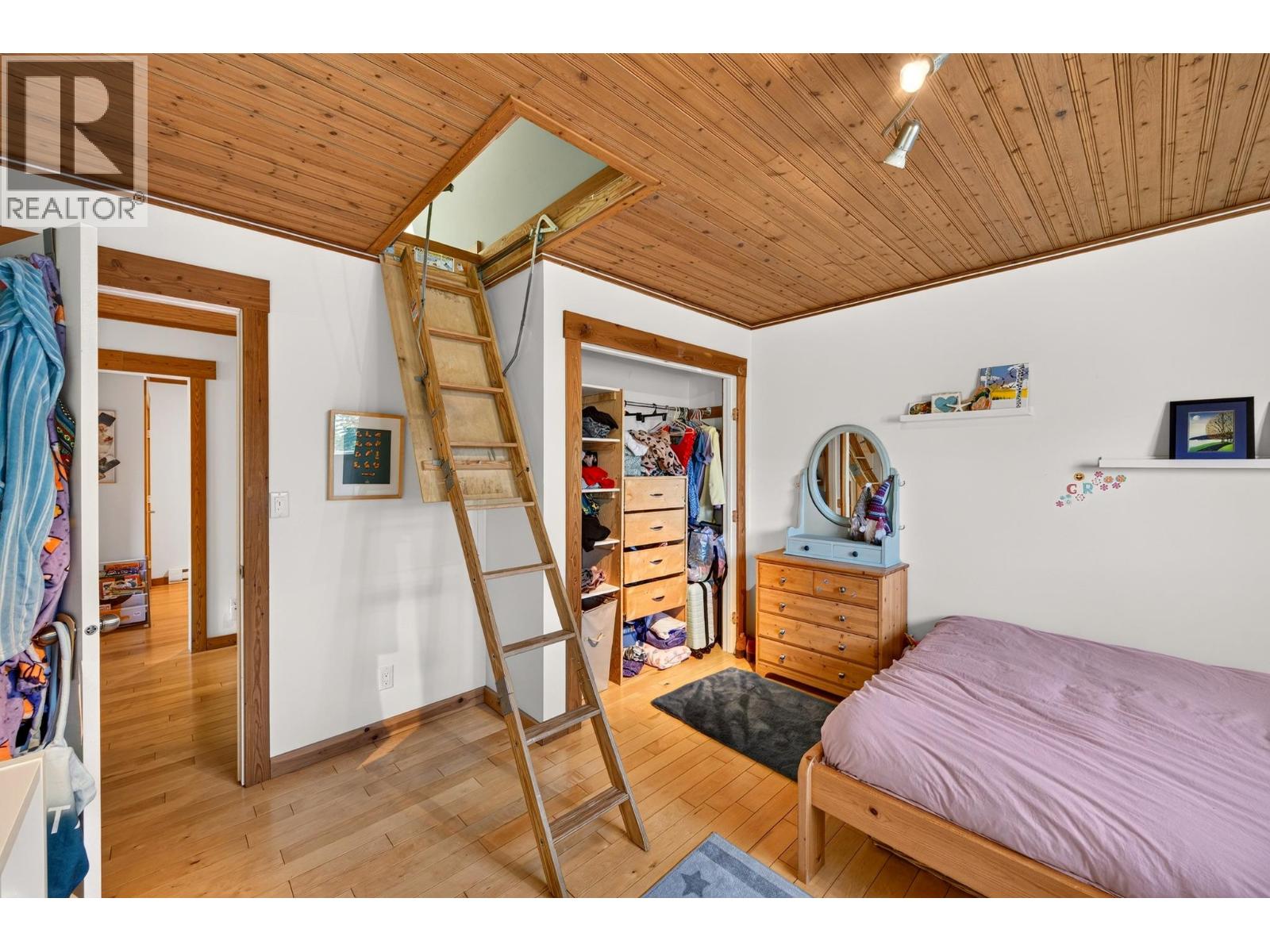 865 BARBER Road - 45