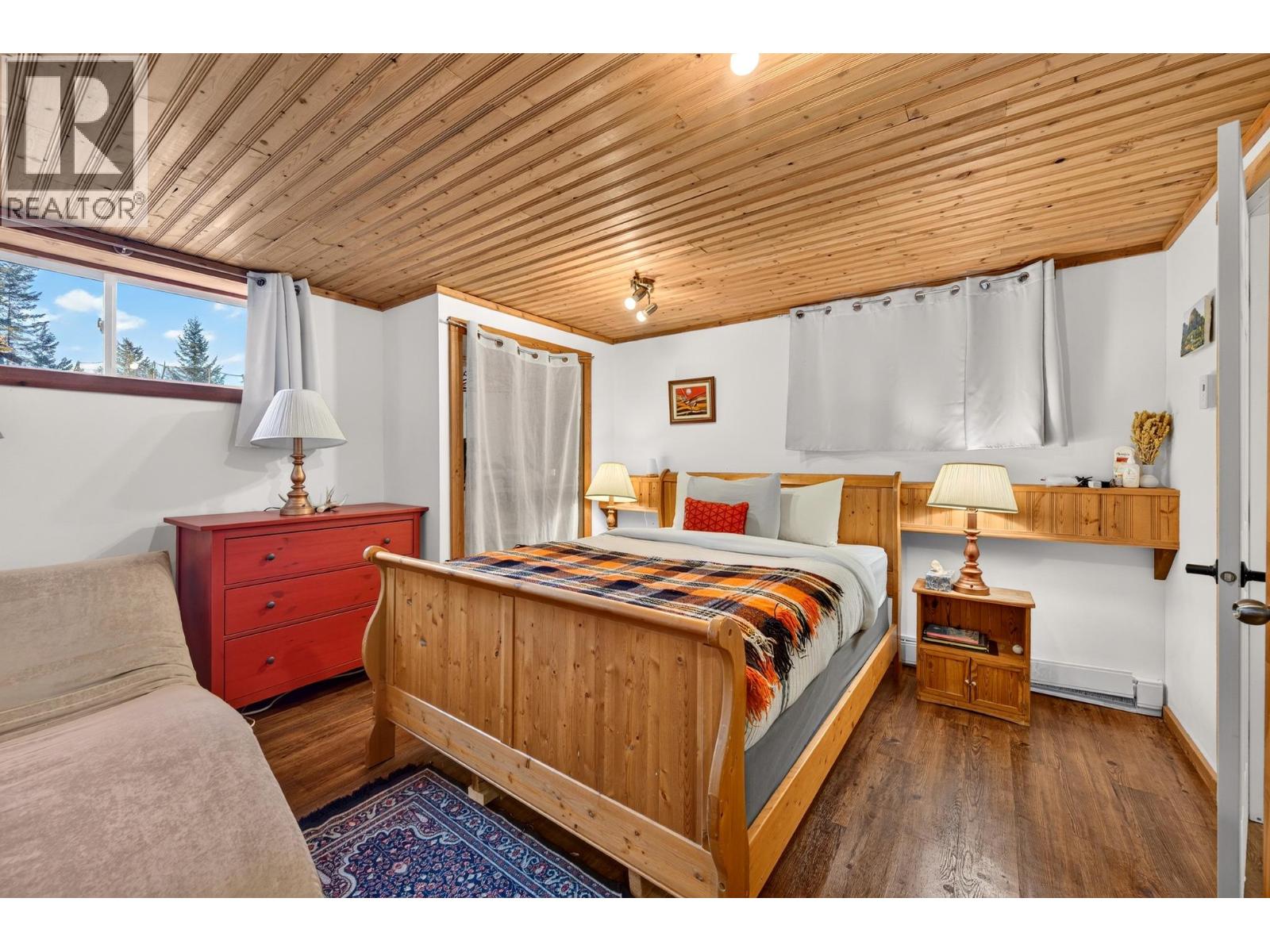865 BARBER Road - 55