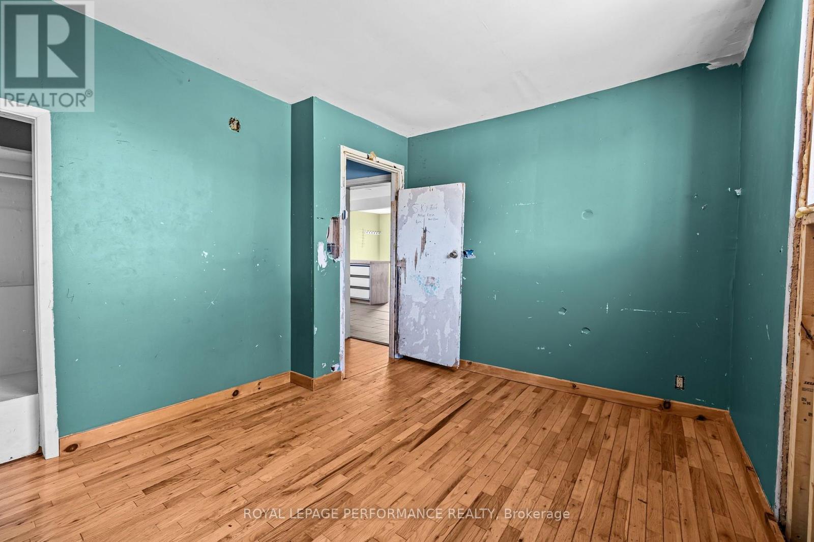 3320 Duval Avenue