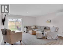 26 Buchanan Drive, photo 13