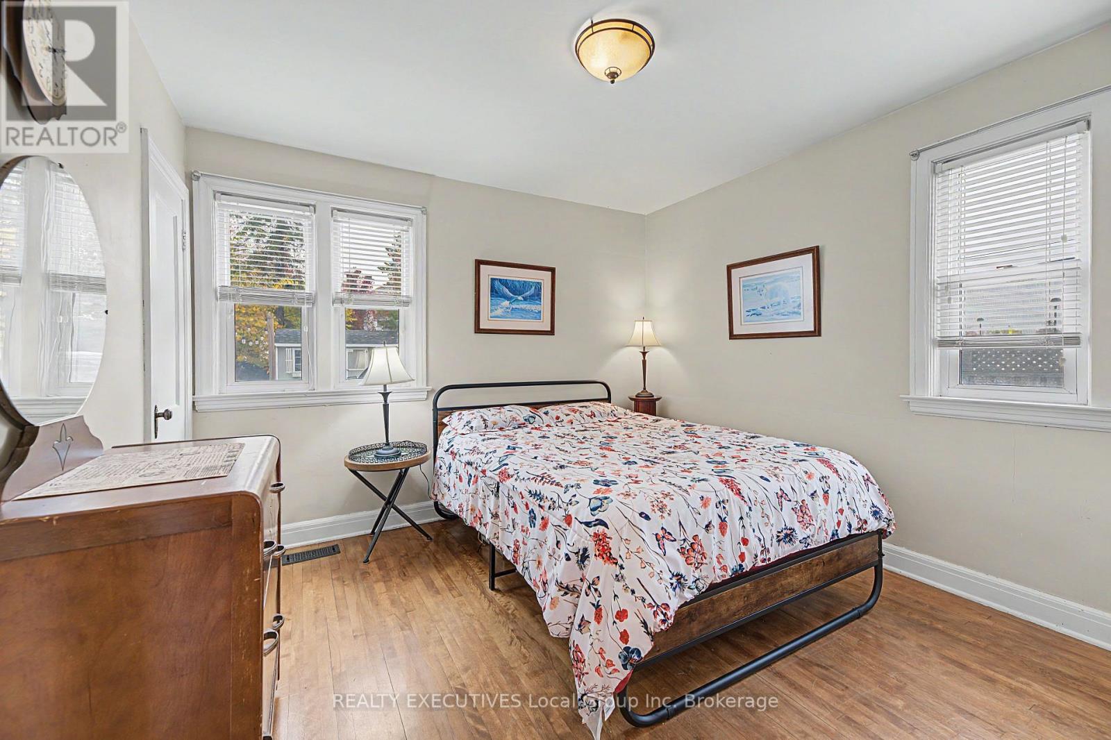 1778 CASSELLS STREET - 17