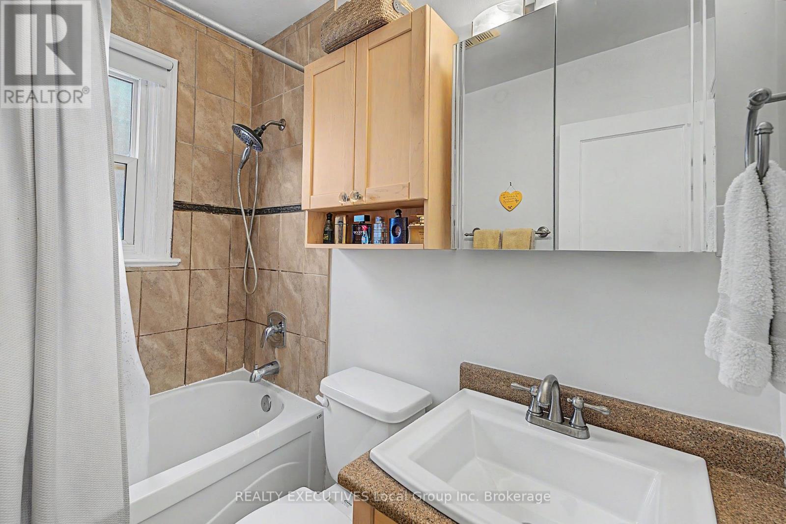 1778 CASSELLS STREET - 24