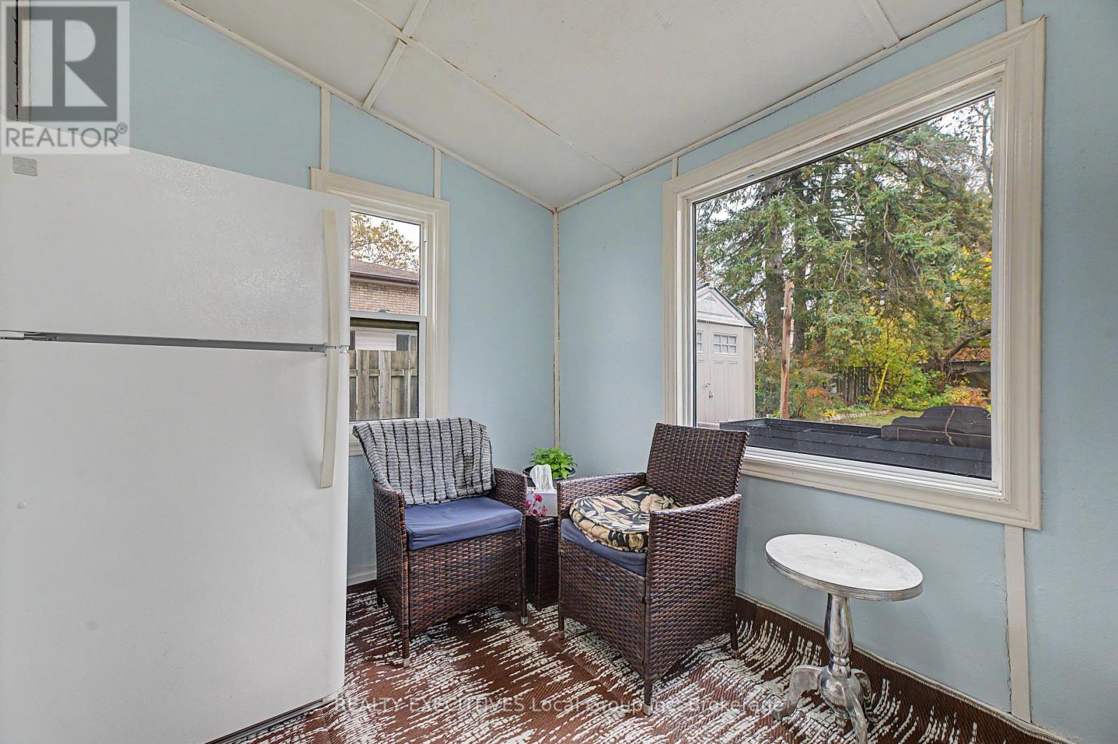 1778 CASSELLS STREET - 34