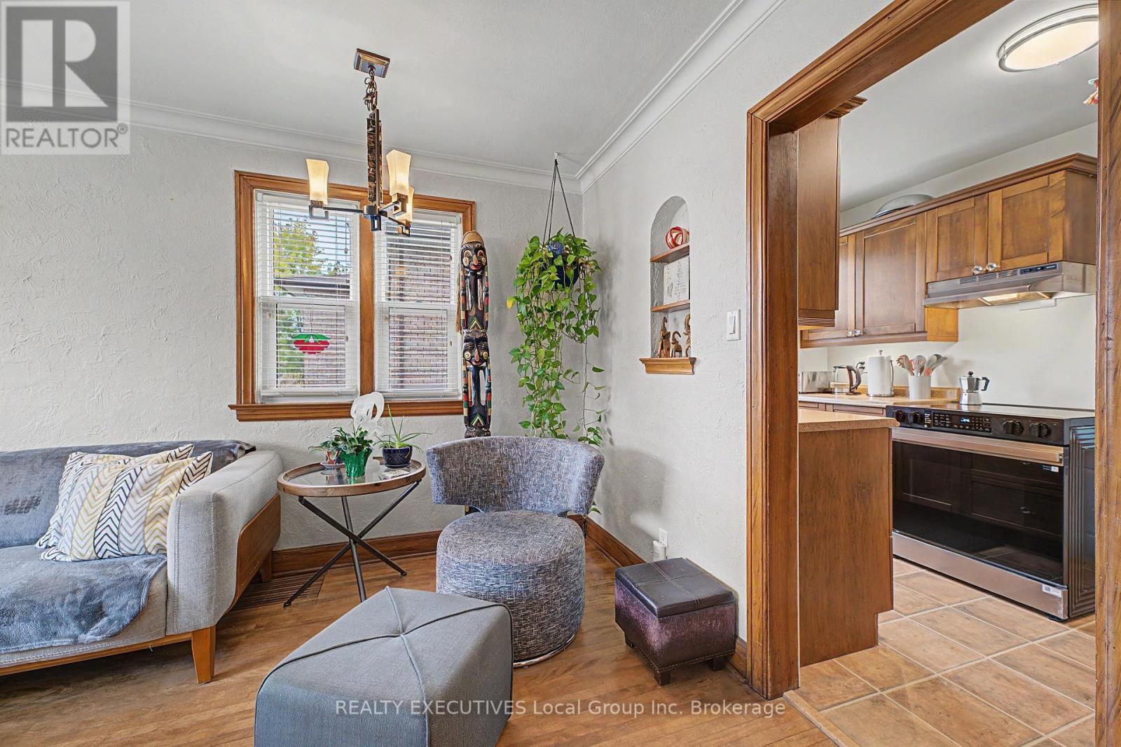 1778 CASSELLS STREET - 9