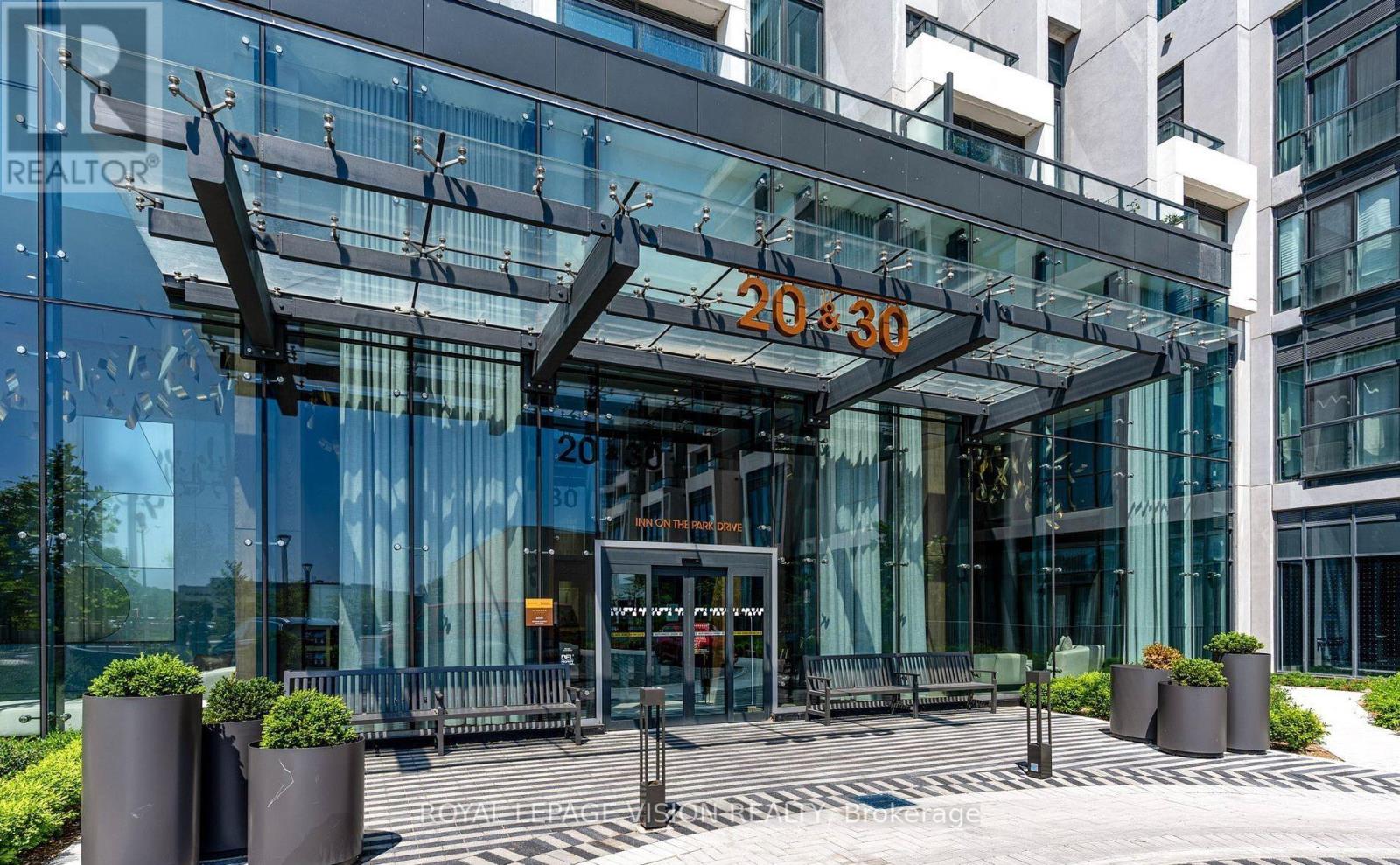 404- 30 Inn On The Park Drive, Toronto, ON photo 11