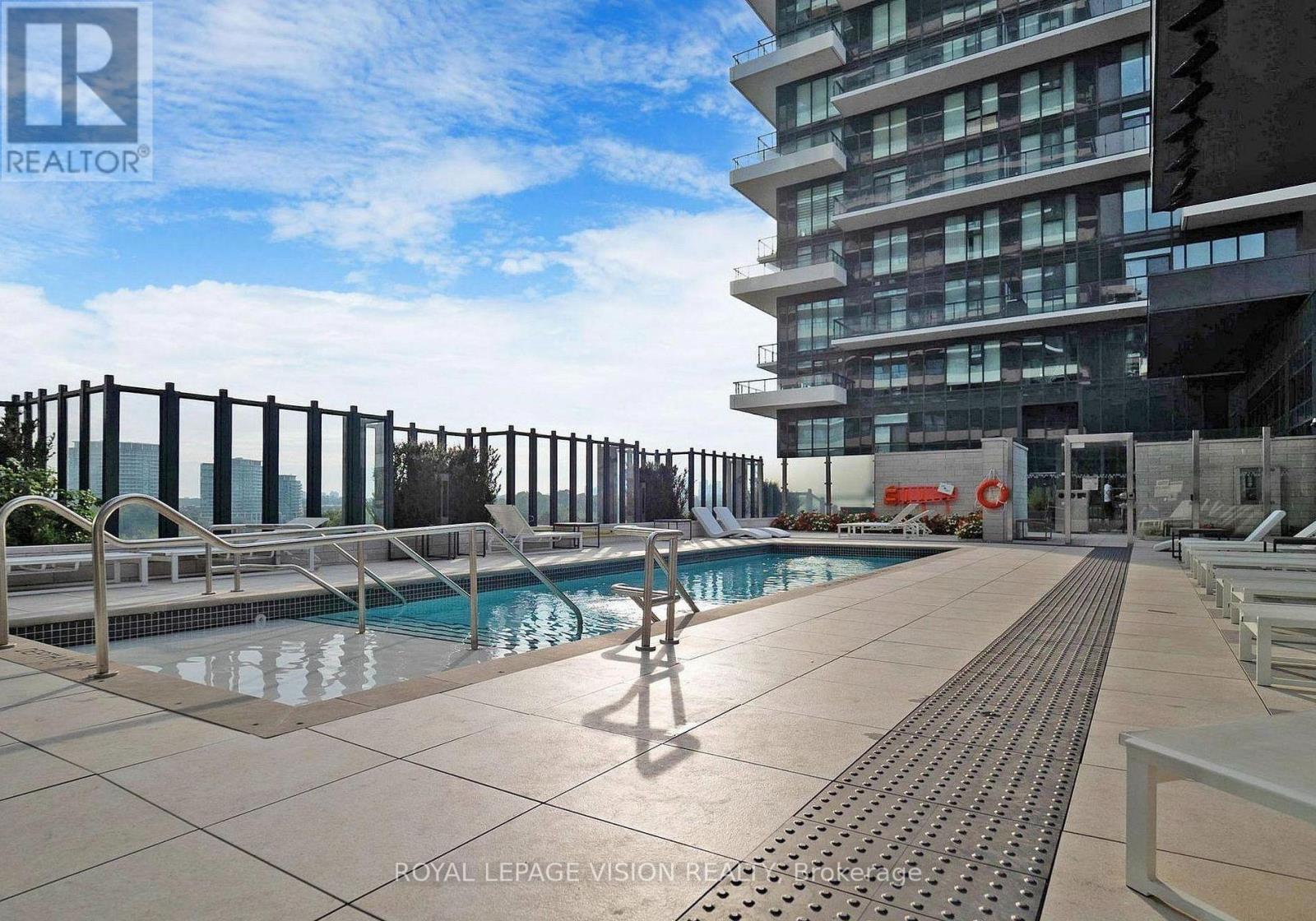 404- 30 Inn On The Park Drive, Toronto, ON photo 14