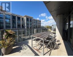 509 - 15 Beverley Street, Toronto, ON M5T0B3 Photo 11