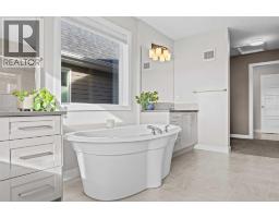 112 Sundown View, Cochrane, AB T4C0H4 Photo 29