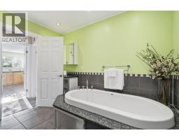 313 North Shore Boulevard W, Burlington, ON L7T1A6 Photo 25