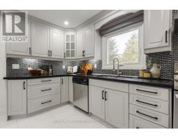 Laundry room - 17 Hawkins Crescent, Ajax, ON L1S4Y2 Photo 9