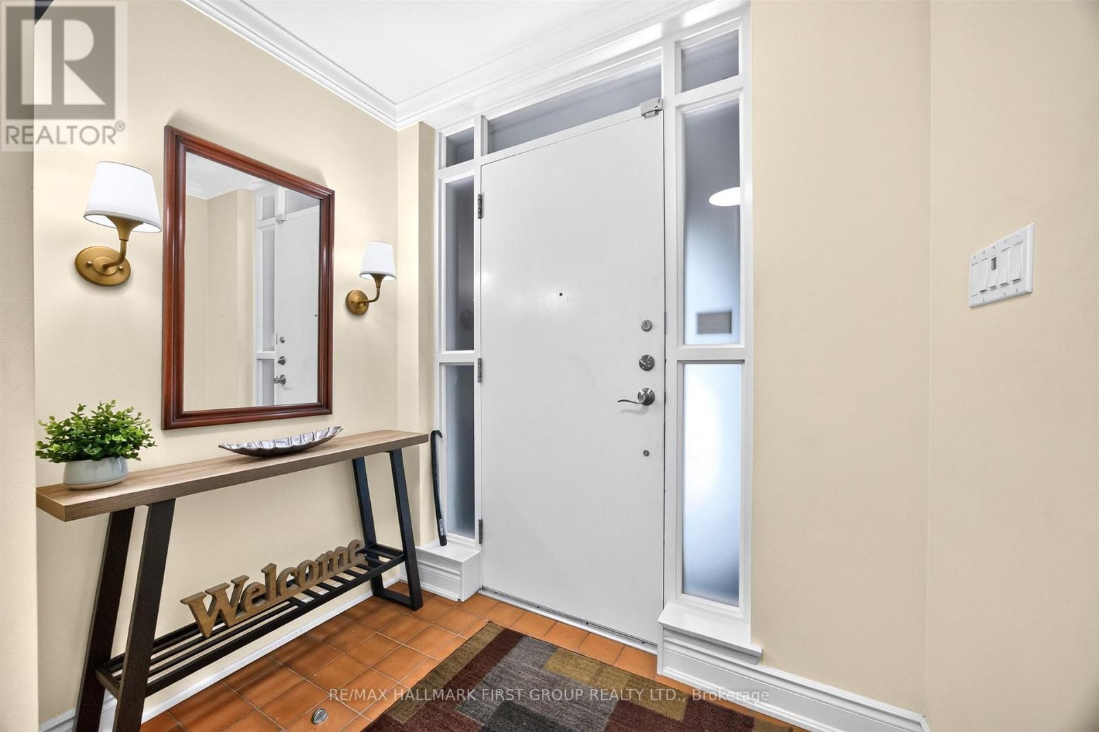 21 Ivan Road, Toronto, ON photo 7