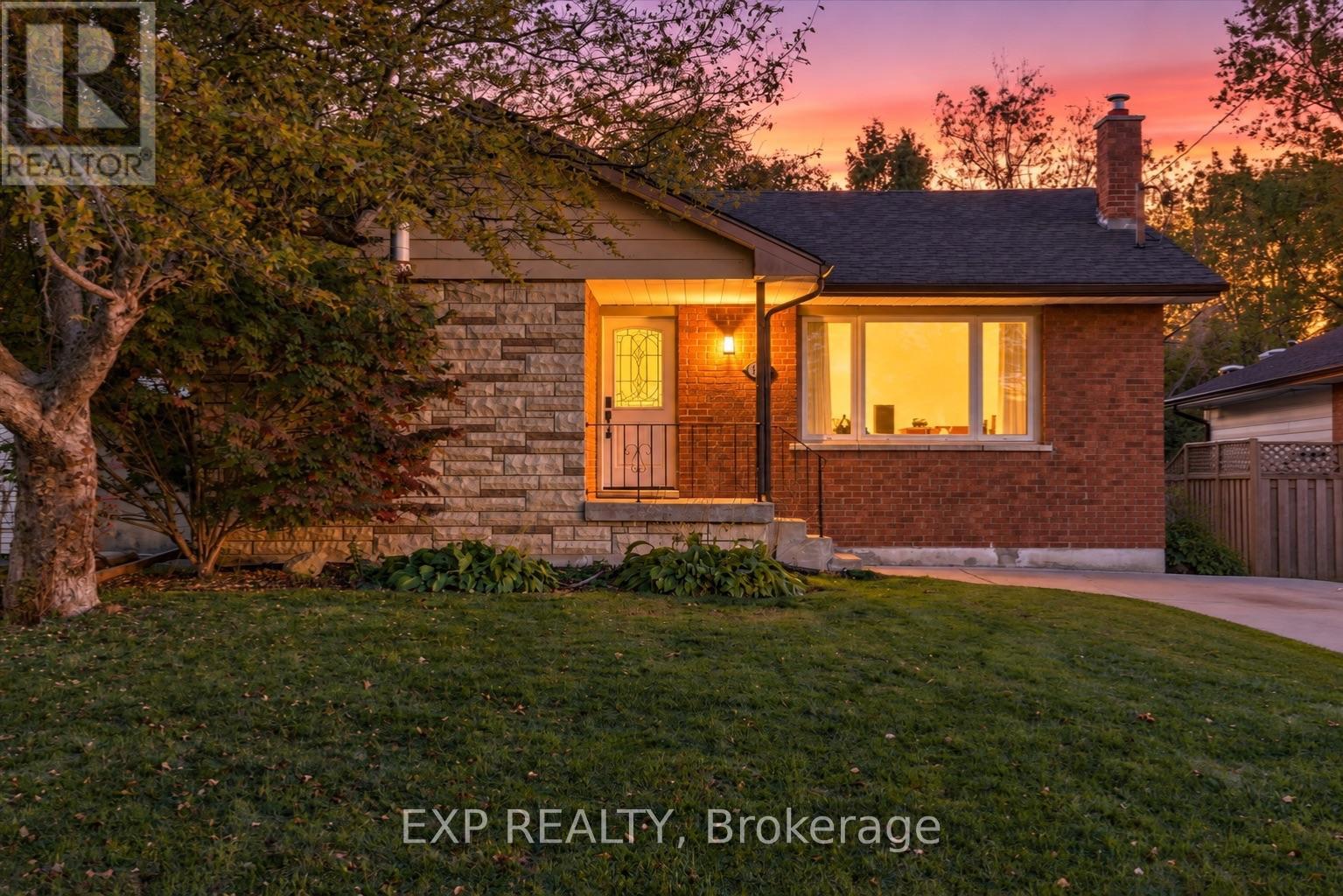 523 Brentwood Avenue, Oshawa, ON