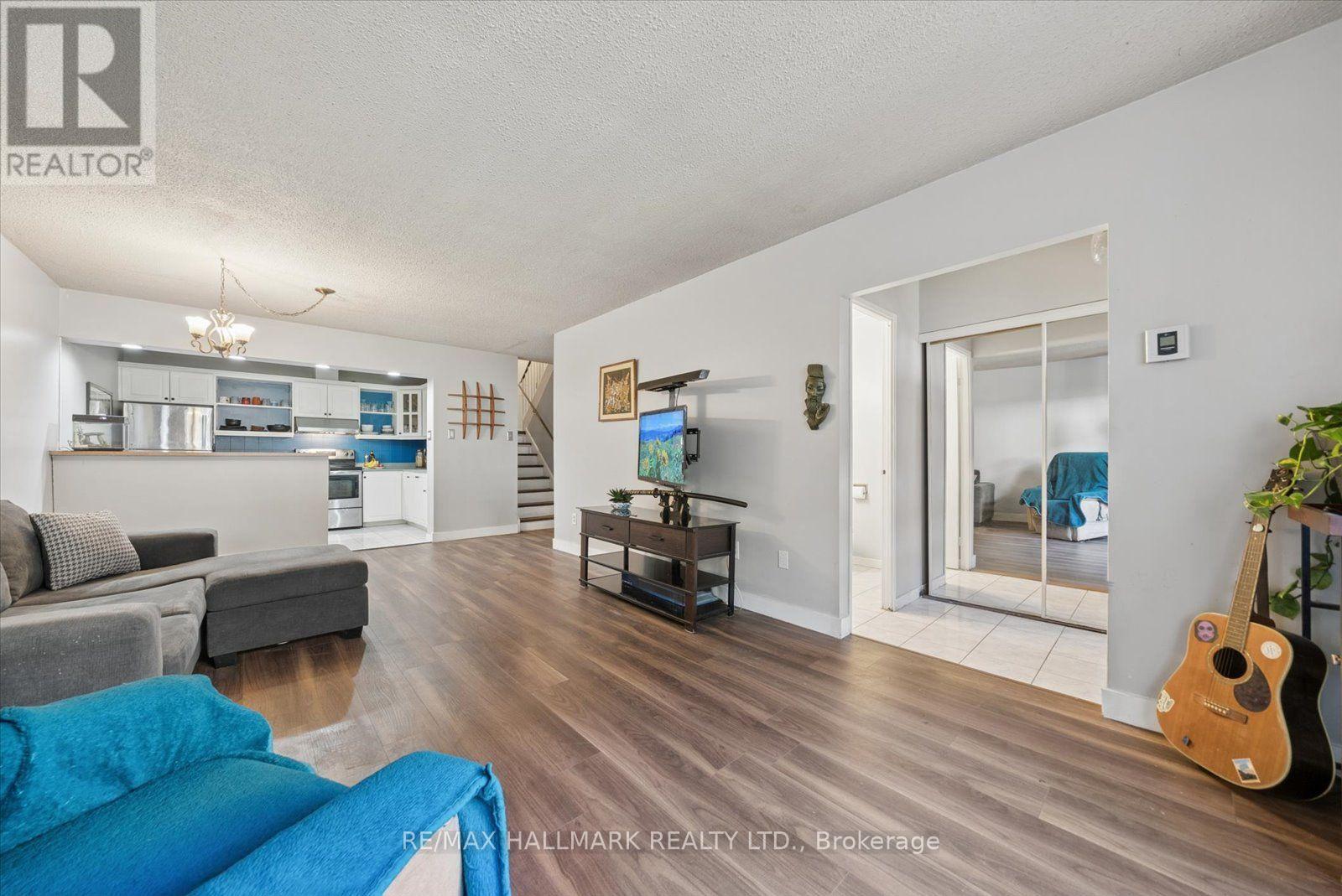 9- 91 Muir Drive, Toronto, ON photo 11