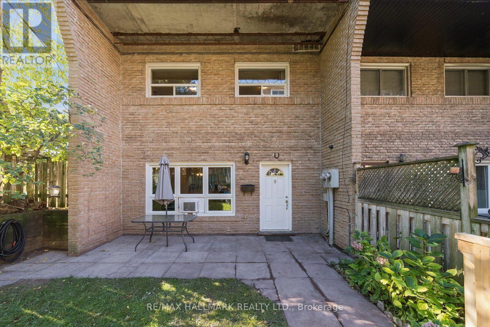 9- 91 Muir Drive, Toronto, ON photo 2
